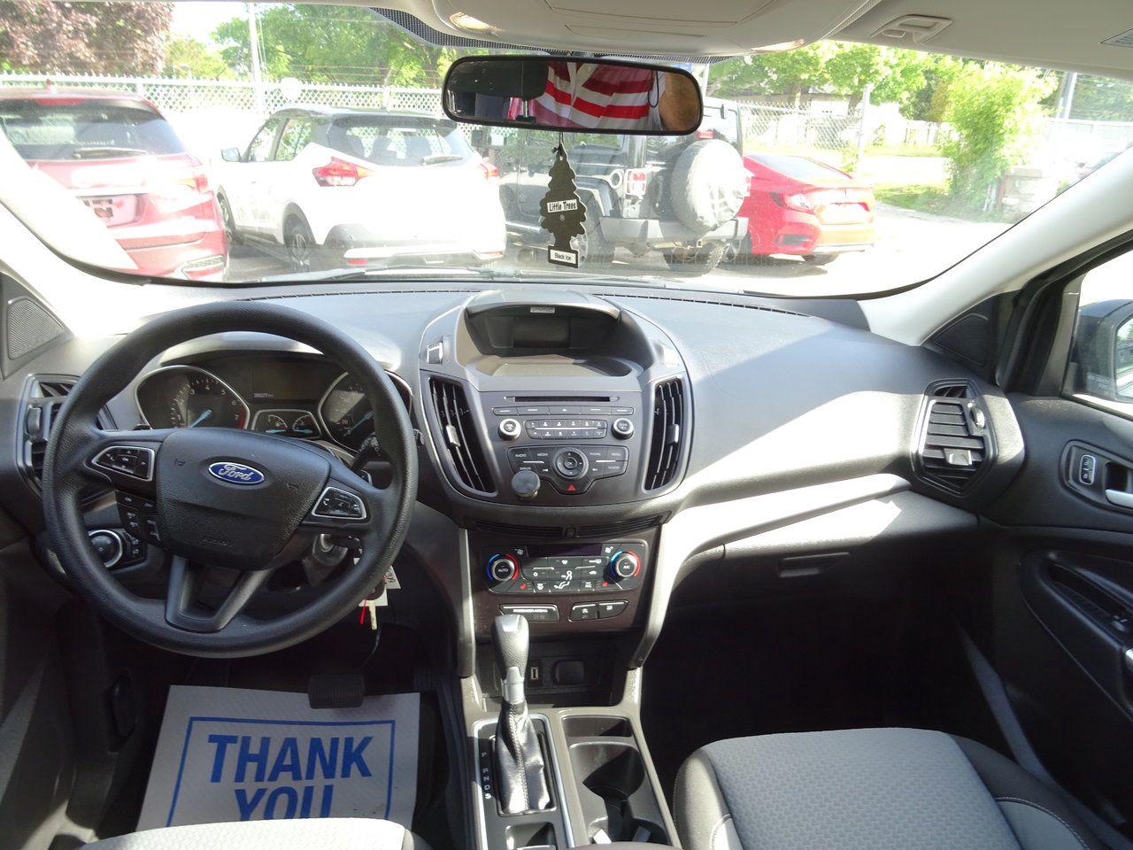 2017 Ford Escape SE - Photo #14