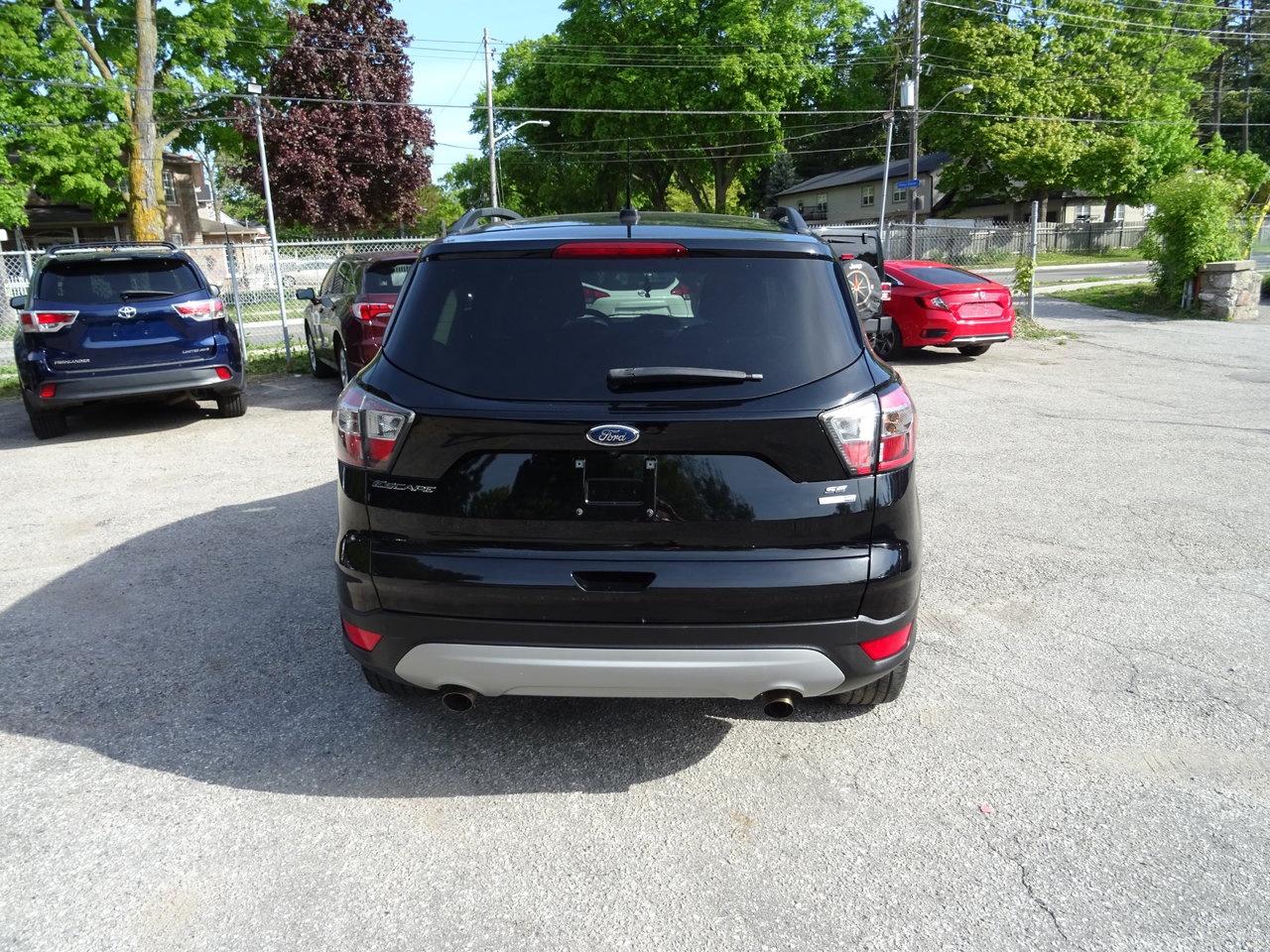 2017 Ford Escape SE - Photo #7