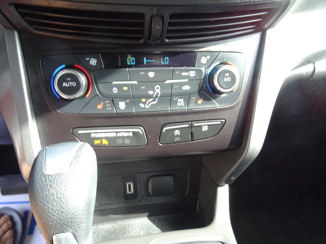 2017 Ford Escape SE - Photo #16