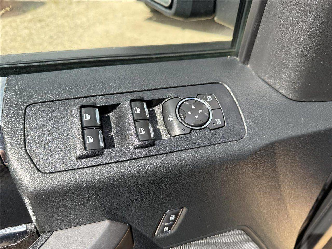 12577049