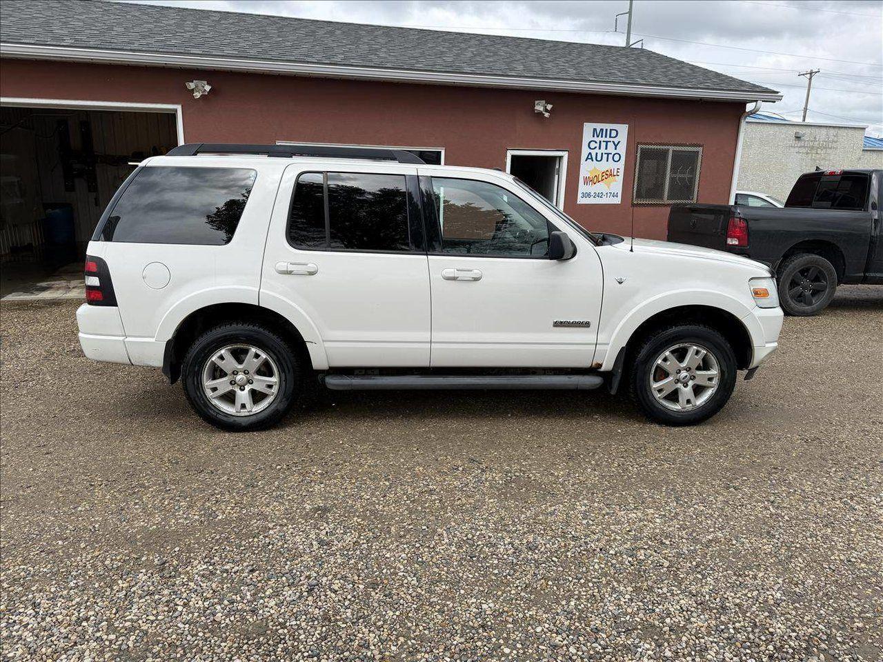 Used 2008 Ford Explorer XLT 4.6 AWD for sale in Saskatoon, SK