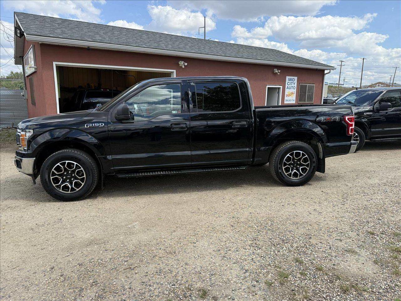 Used 2020 Ford F-150 XLT CREW 4WD for sale in Saskatoon, SK