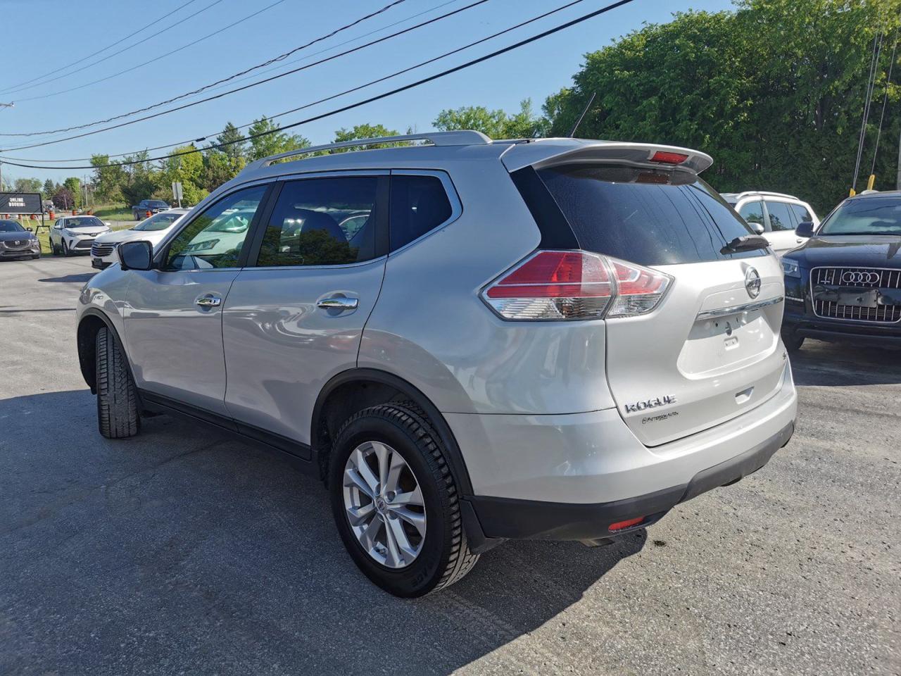 2016 Nissan Rogue S AWD - Photo #3
