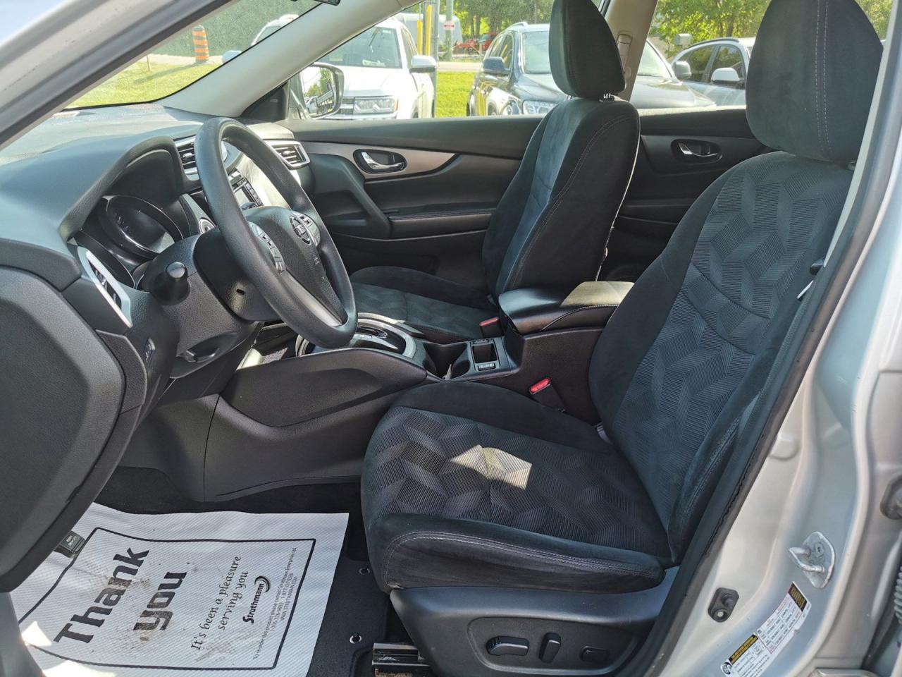 2016 Nissan Rogue S AWD - Photo #14