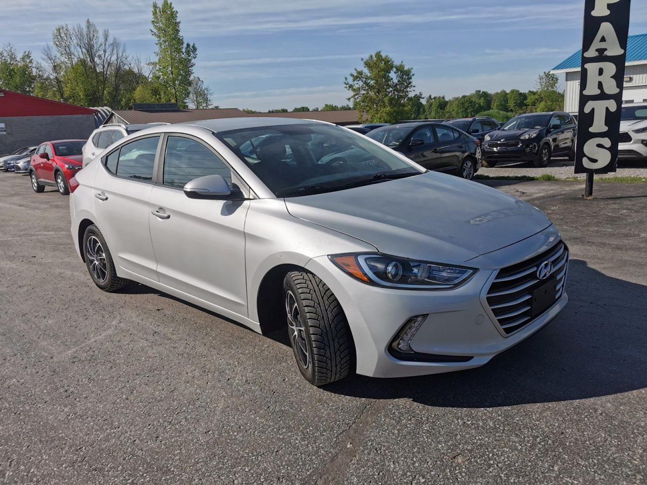 2017 Hyundai Elantra SE - Photo #7