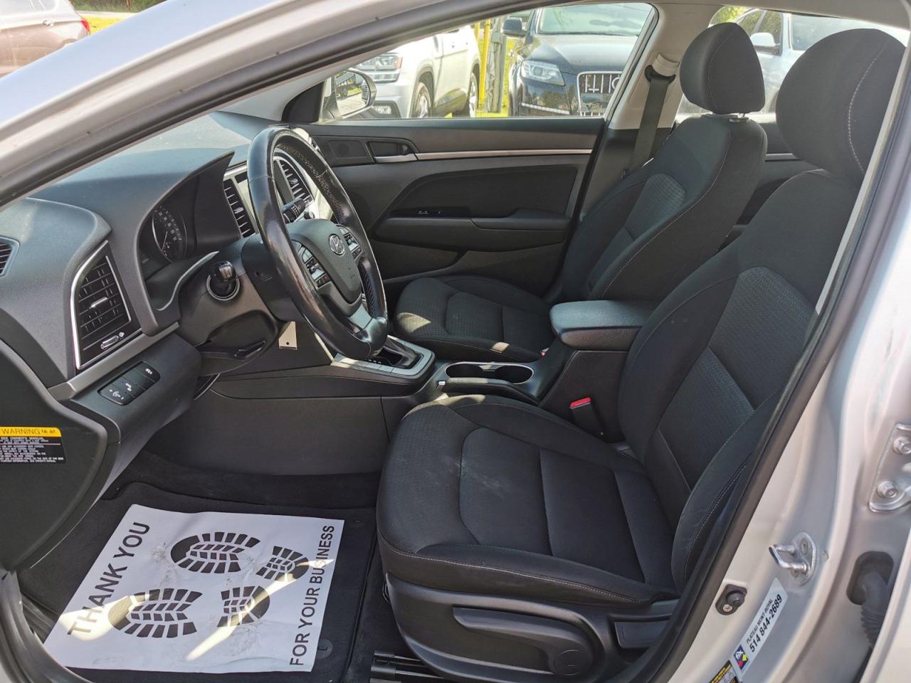 2017 Hyundai Elantra SE - Photo #11