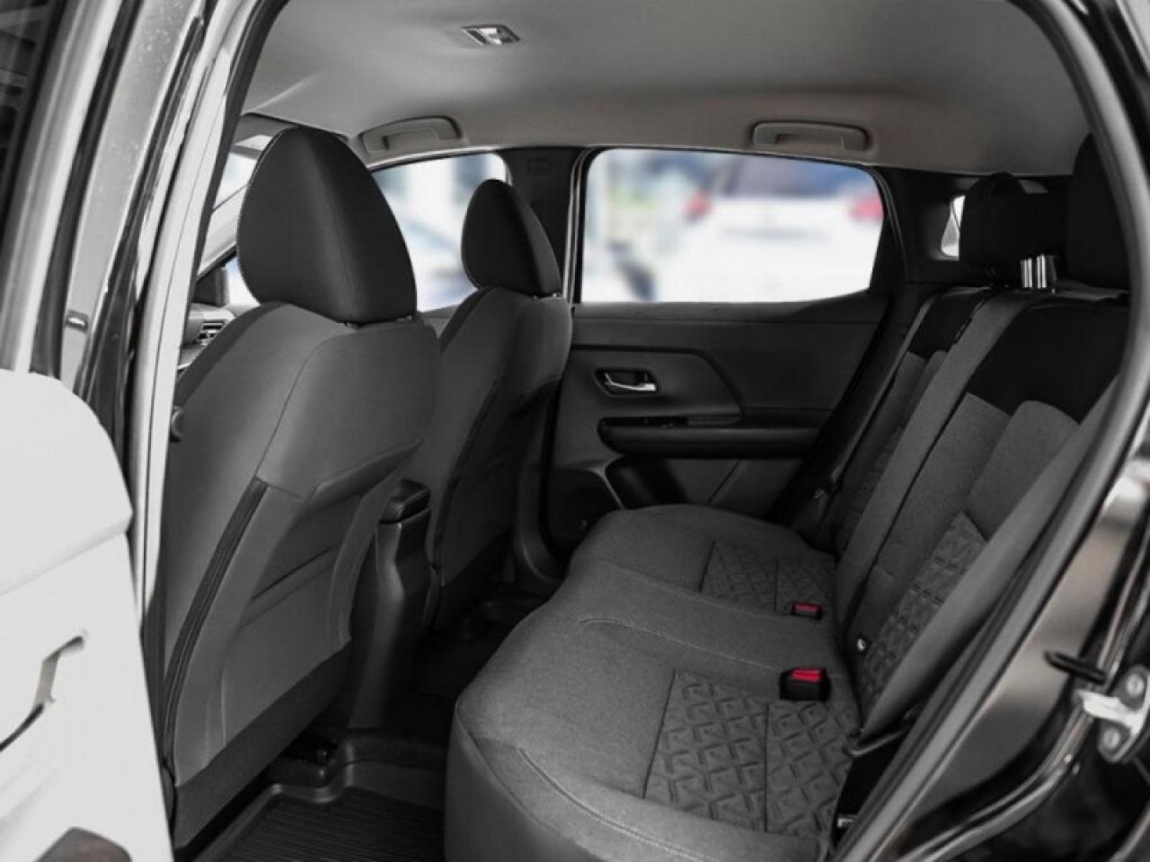 2025 Nissan Kicks SV  - Premium Package Photo