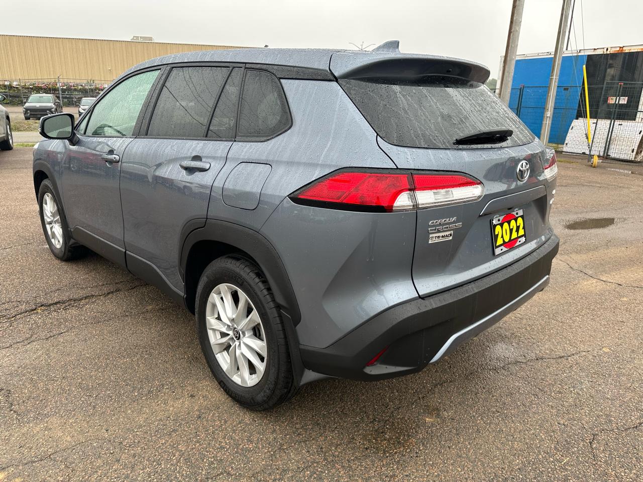 2022 Toyota Corolla Cross LE Photo