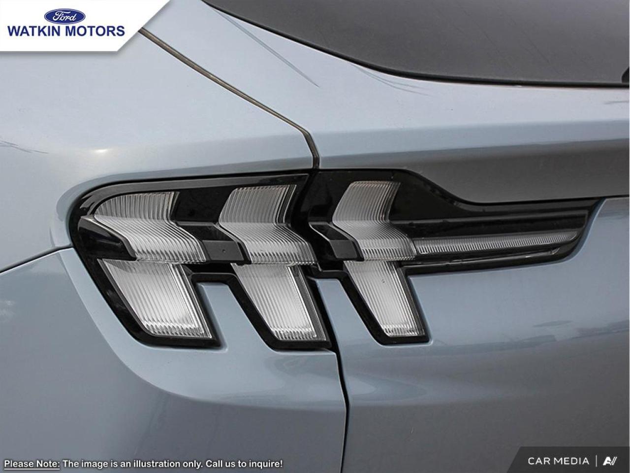 2025 Ford Mustang Mach-E Premium Photo9