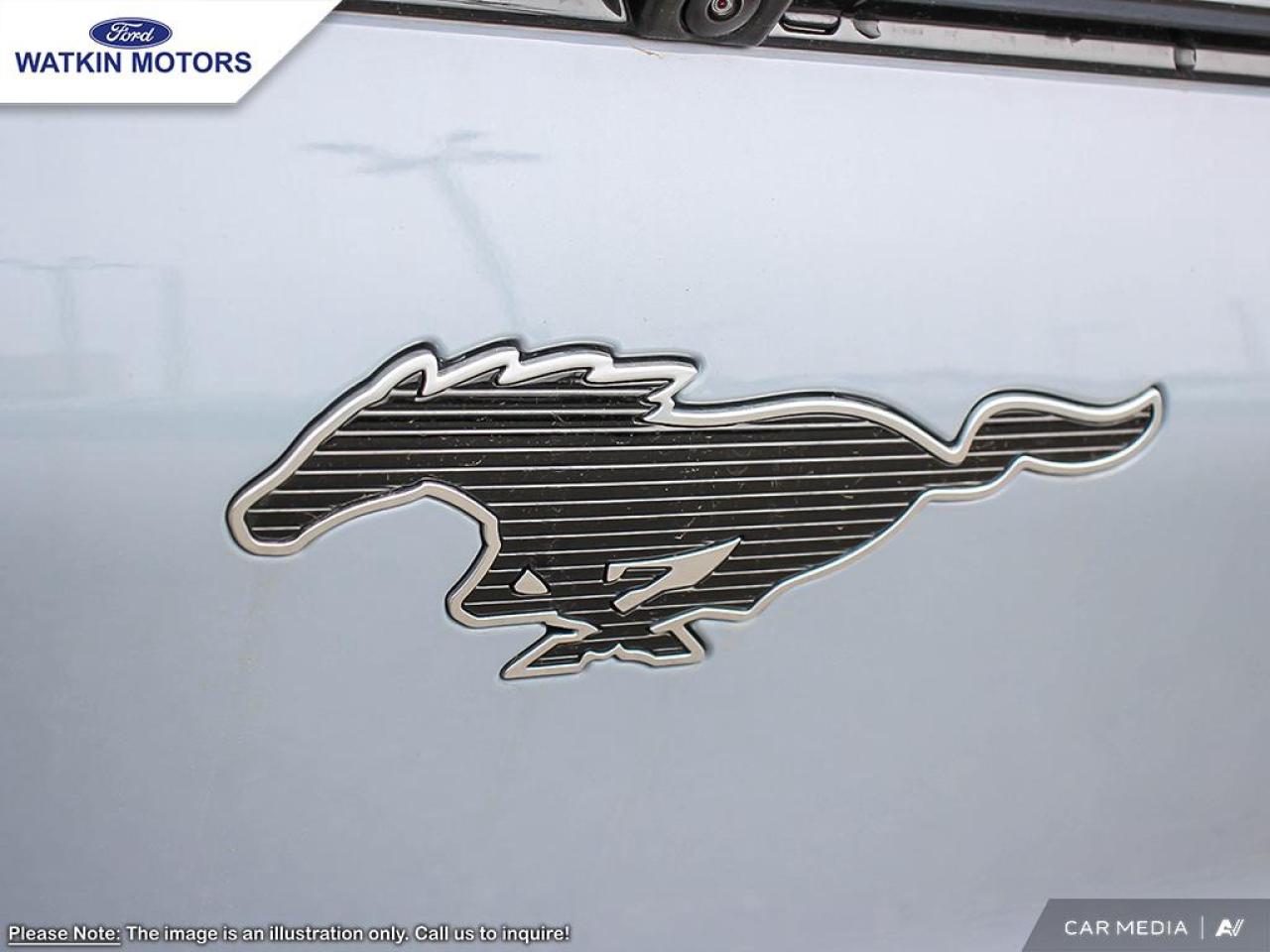 2025 Ford Mustang Mach-E Premium Photo7