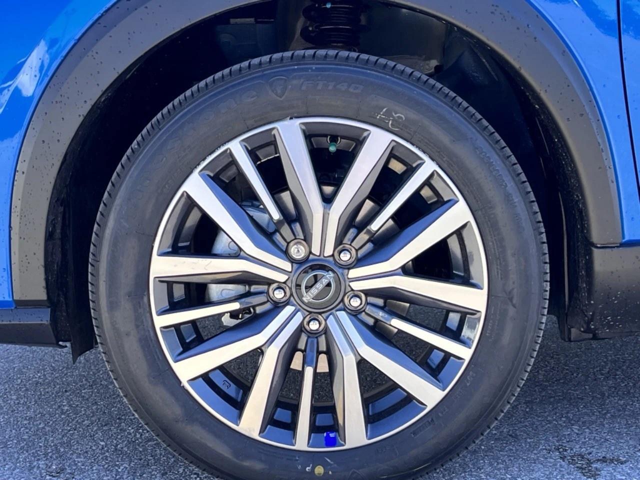 2025 Nissan Kicks Play SV FWD Photo