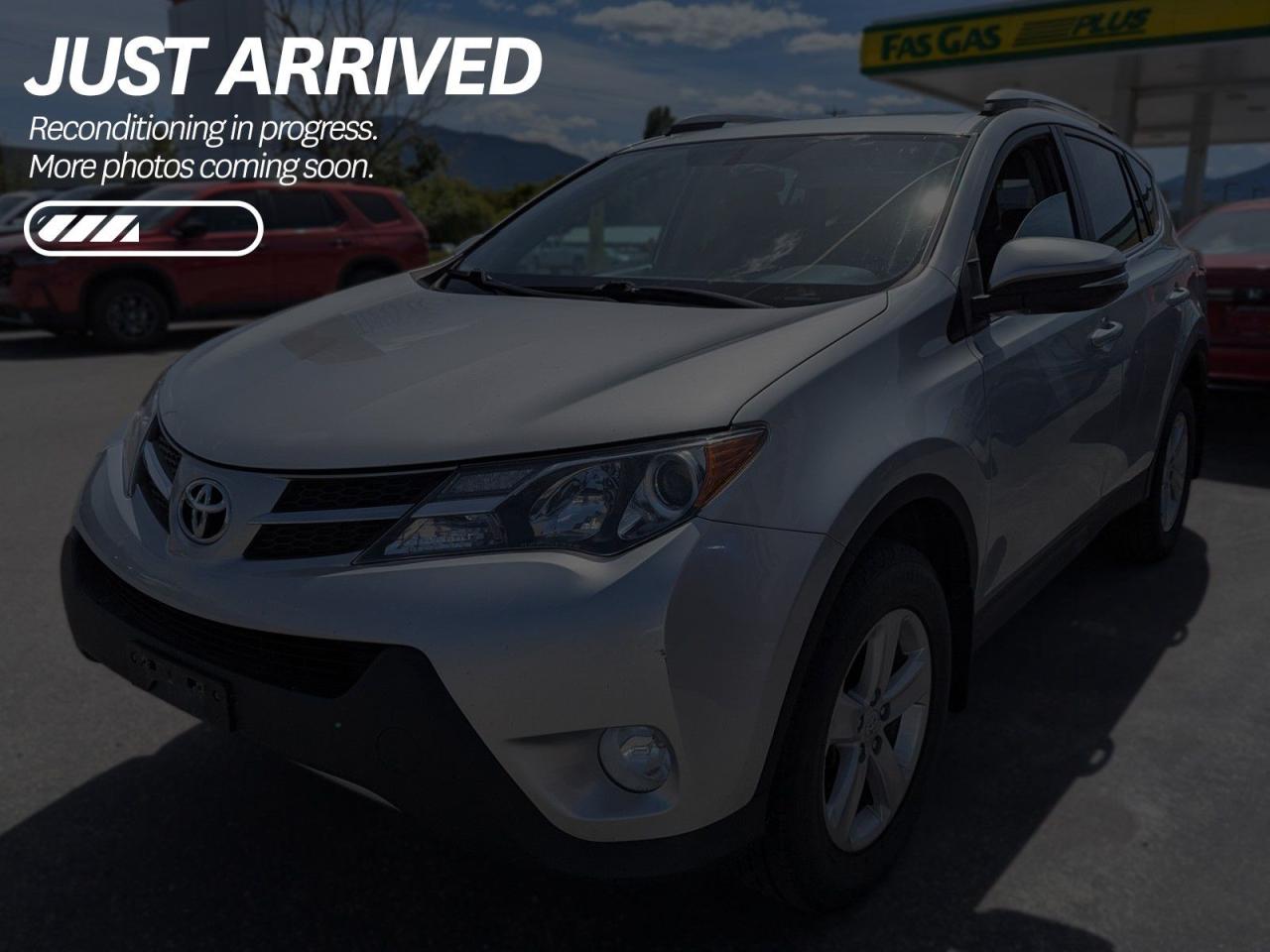 Used 2014 Toyota RAV4 XLE $221 BI-WEEKLY - ONE OWNER, WELL MAINTAINED, LOCAL TRADE for sale in Cranbrook, BC