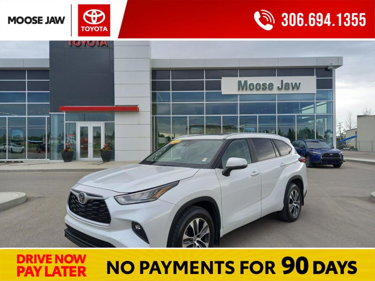 Used 2023 Toyota Highlander XLE for sale in Moose Jaw, SK