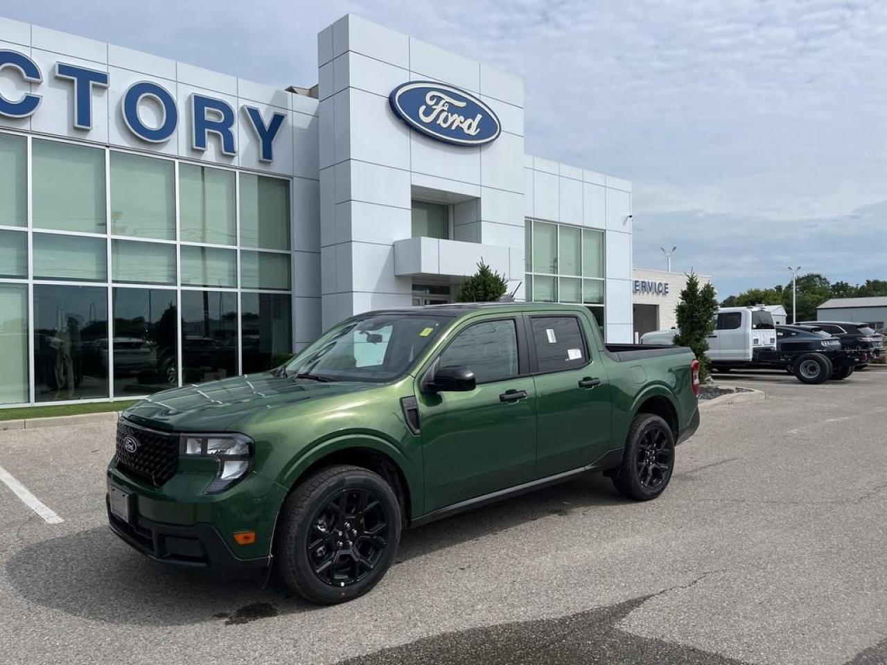 New 2025 Ford Maverick XLT for sale in Chatham, ON
