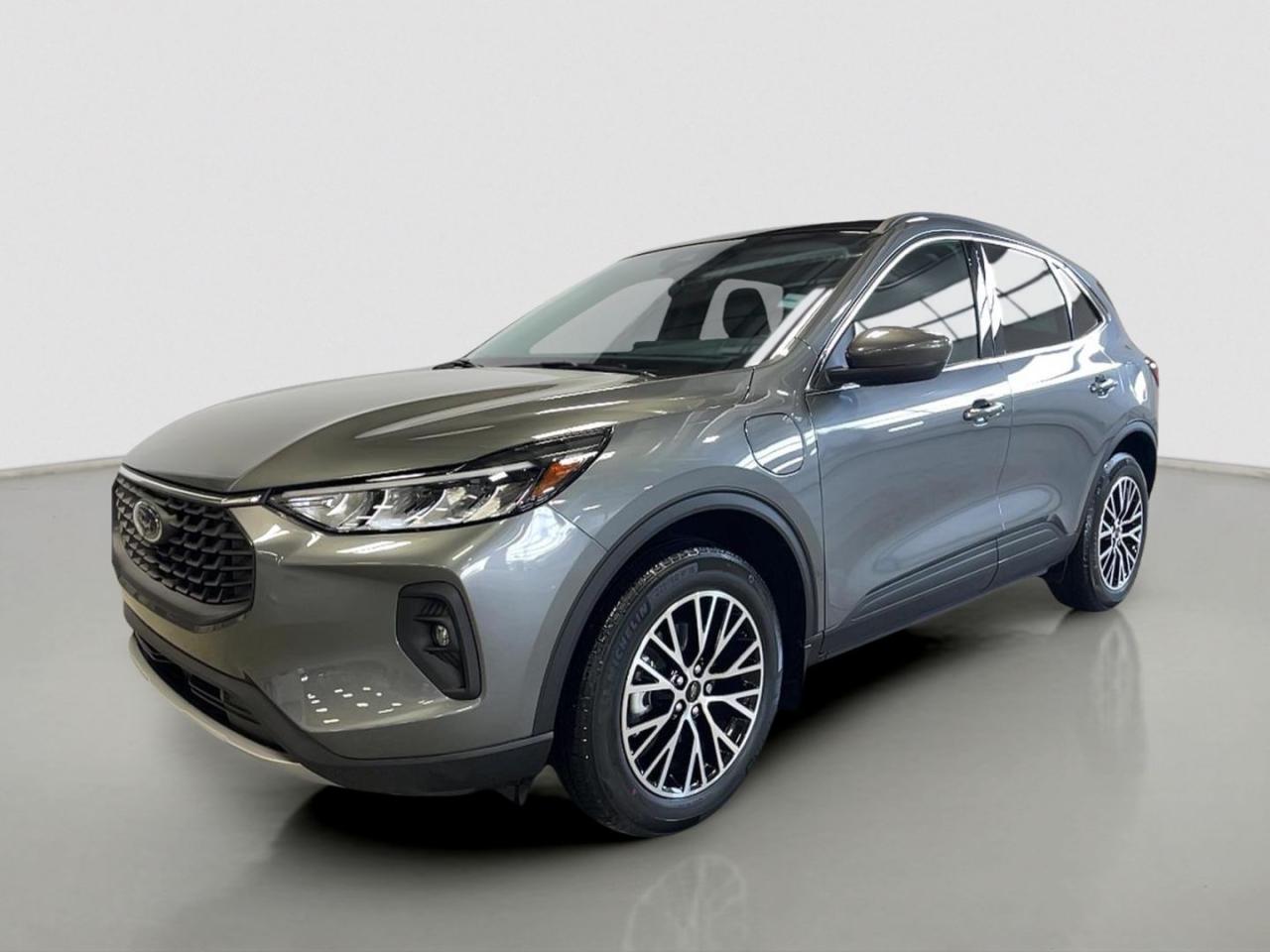New 2025 Ford Escape Hybrid PHEV FWD for sale in Moose Jaw, SK