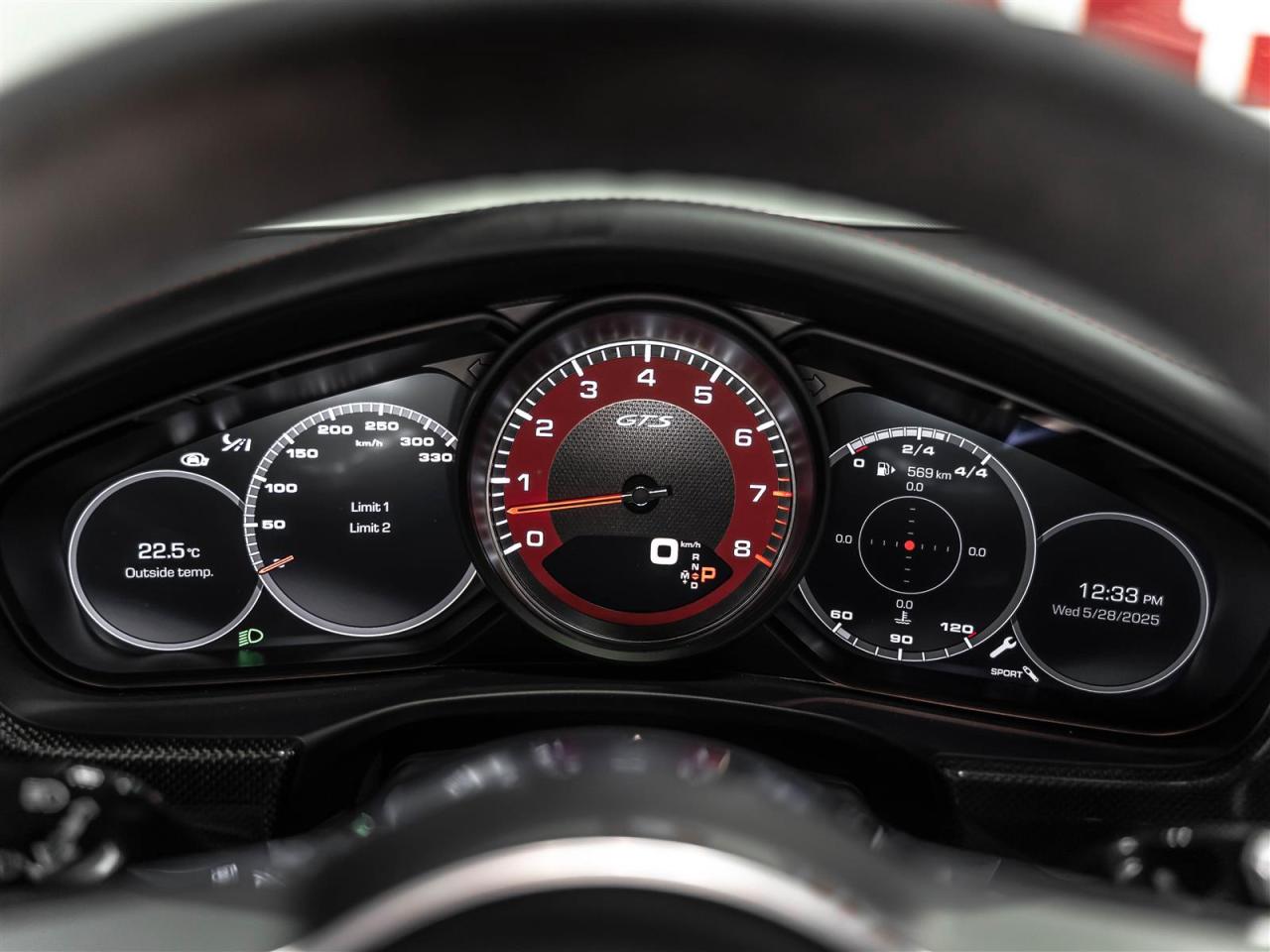 2020 Porsche Panamera GTS|PREMIUM PLUS|CARBON|SPORT DESIGN|NIGHT VISION|ASSISTANCE PKG Photo