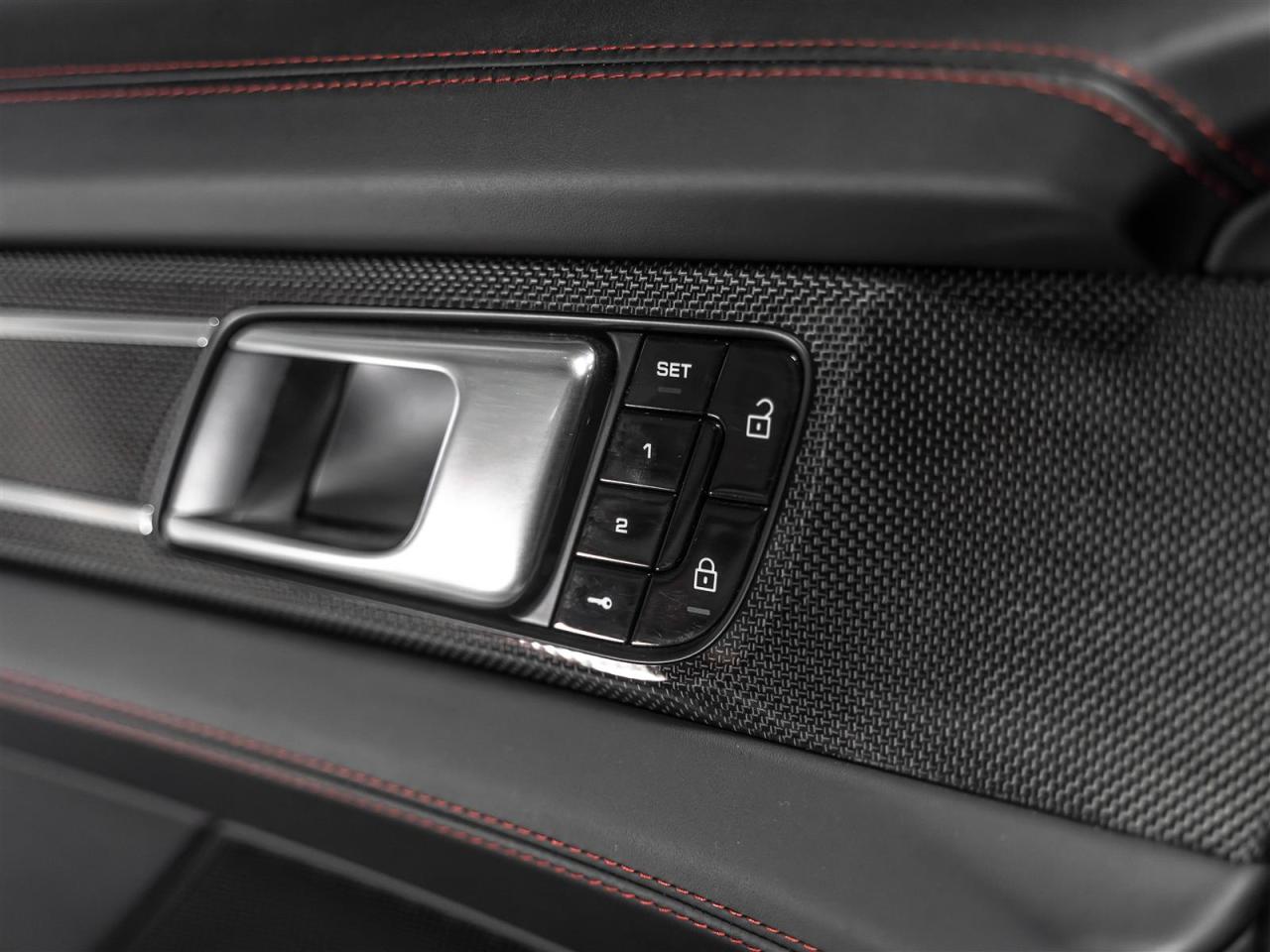 2020 Porsche Panamera GTS|PREMIUM PLUS|CARBON|SPORT DESIGN|NIGHT VISION|ASSISTANCE PKG Photo