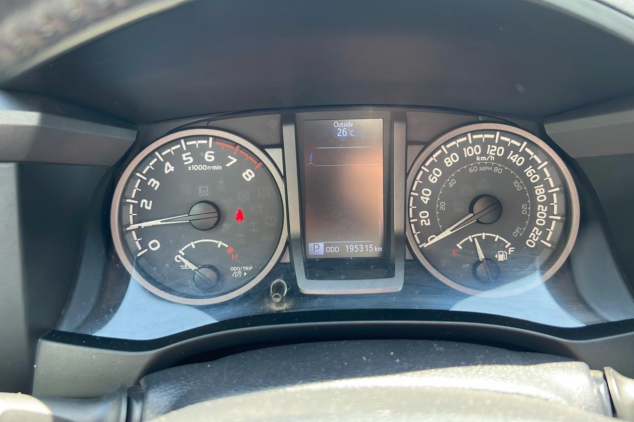 2017 Toyota Tacoma TRD UPGRADE Photo