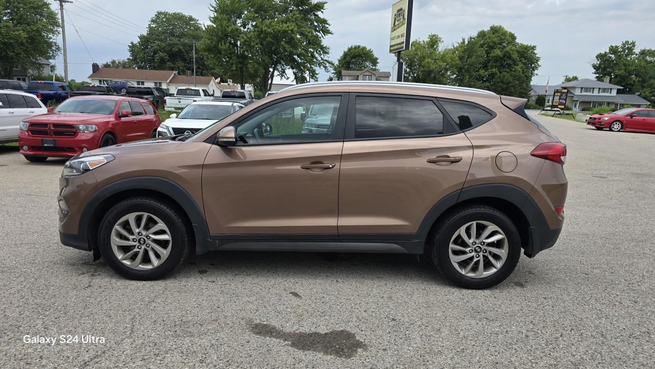 2016 Hyundai Tucson Premium - Photo #2