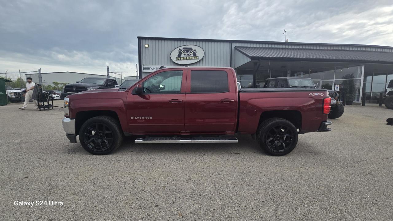 2017 Chevrolet Silverado 1500 LT - Photo #2