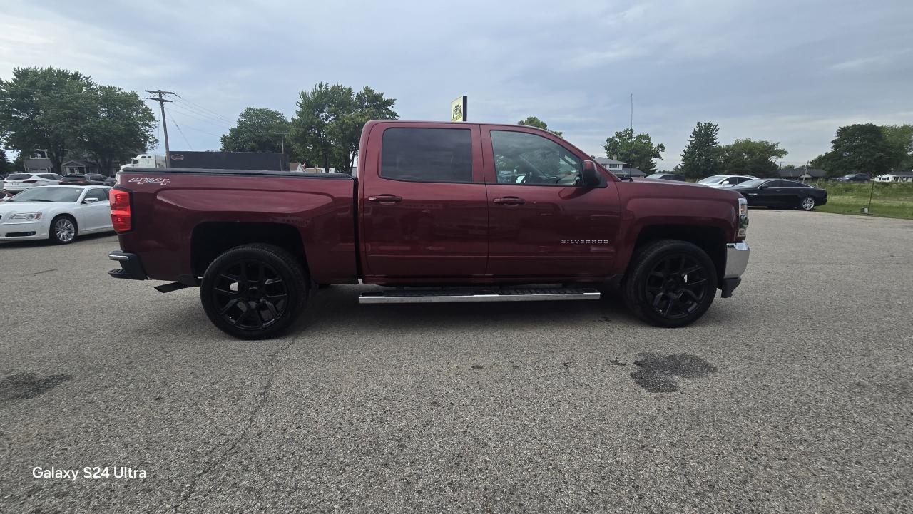 2017 Chevrolet Silverado 1500 LT - Photo #6