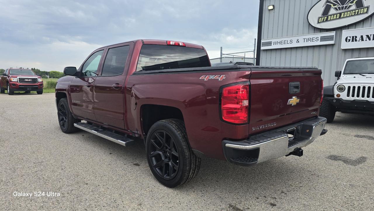 2017 Chevrolet Silverado 1500 LT - Photo #3