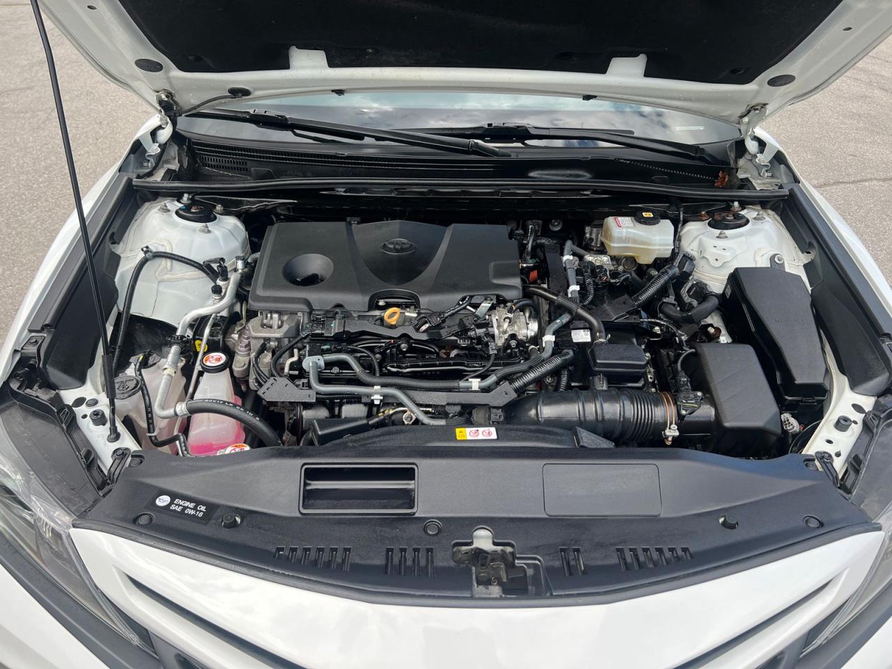 2022 Toyota Camry HYBRID SE - Photo #23