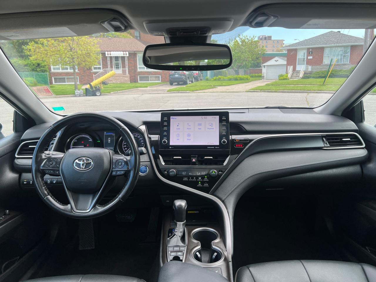 2022 Toyota Camry HYBRID SE - Photo #22