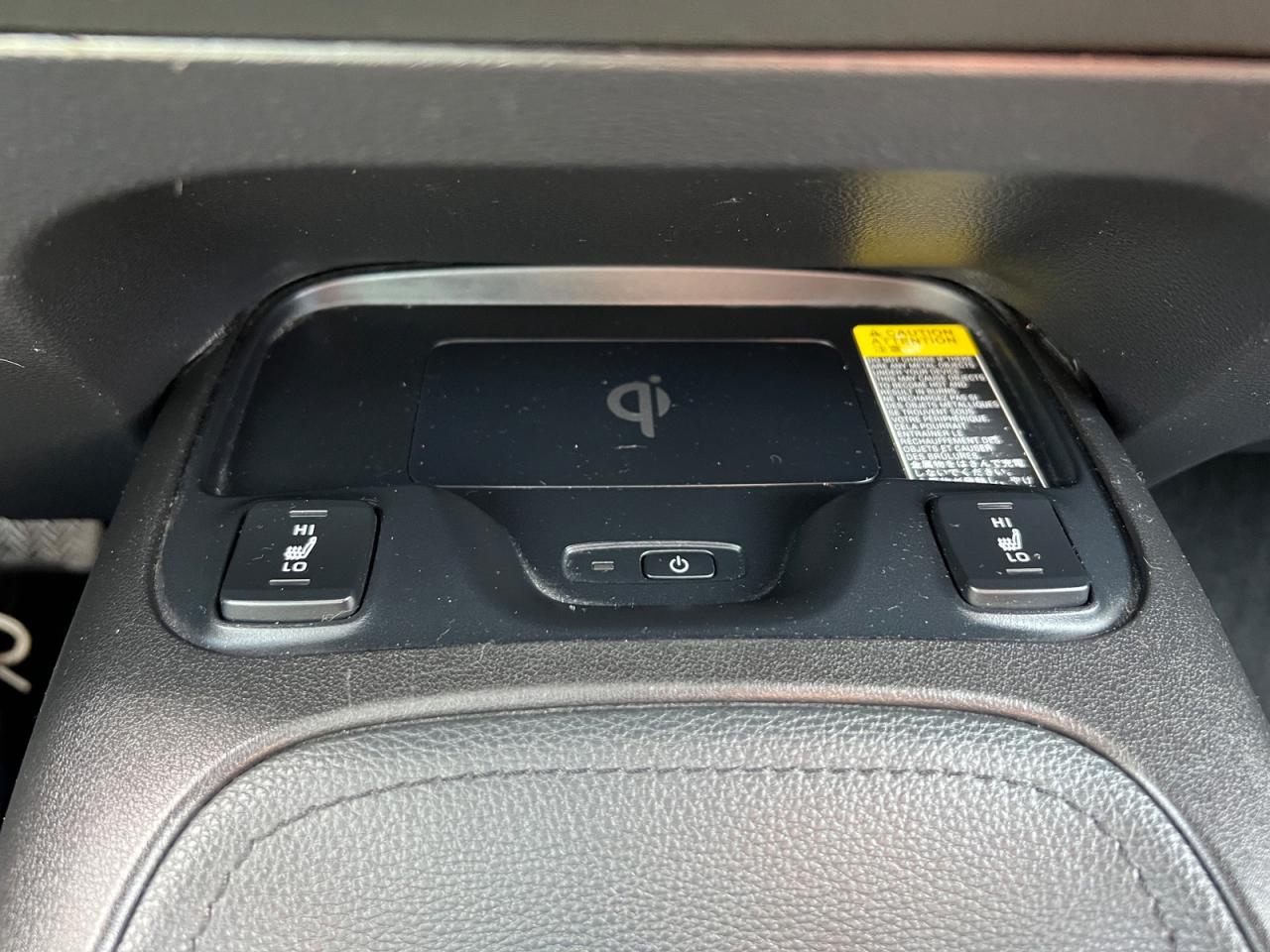 2020 Toyota Corolla SE - Photo #19