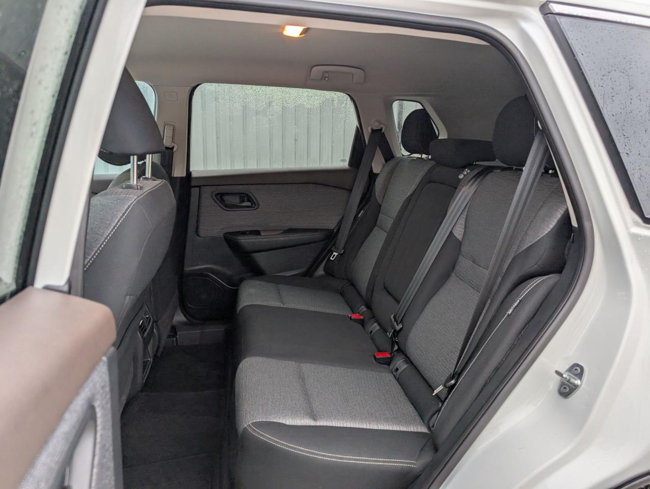 2021 Nissan Rogue S - Photo #18