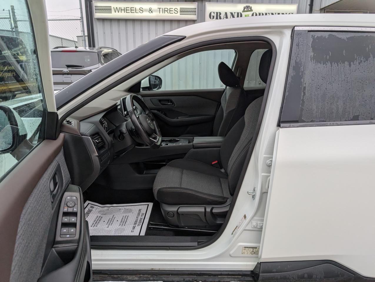 2021 Nissan Rogue S - Photo #13