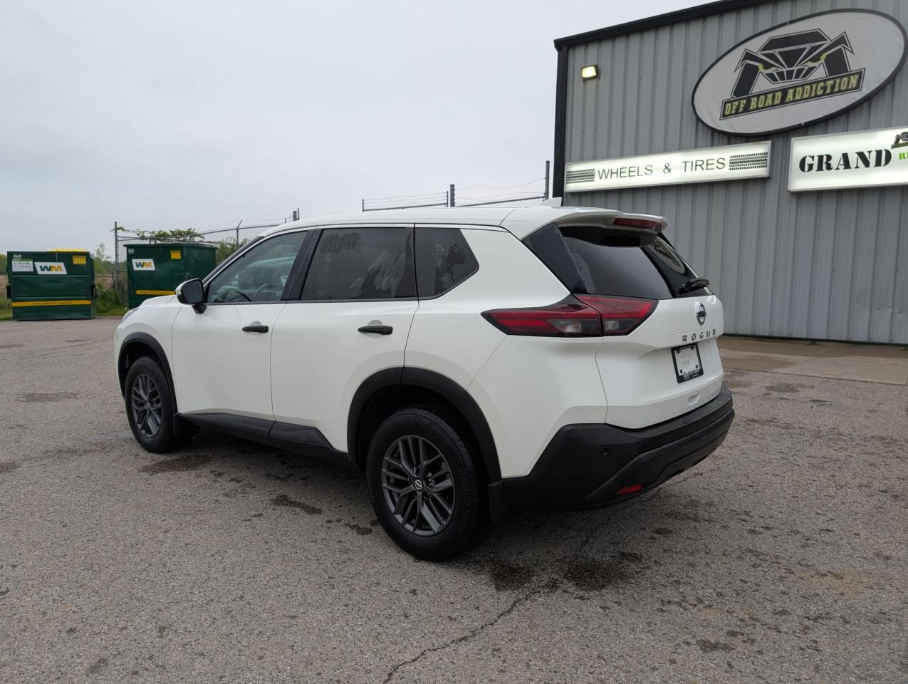 2021 Nissan Rogue S - Photo #3