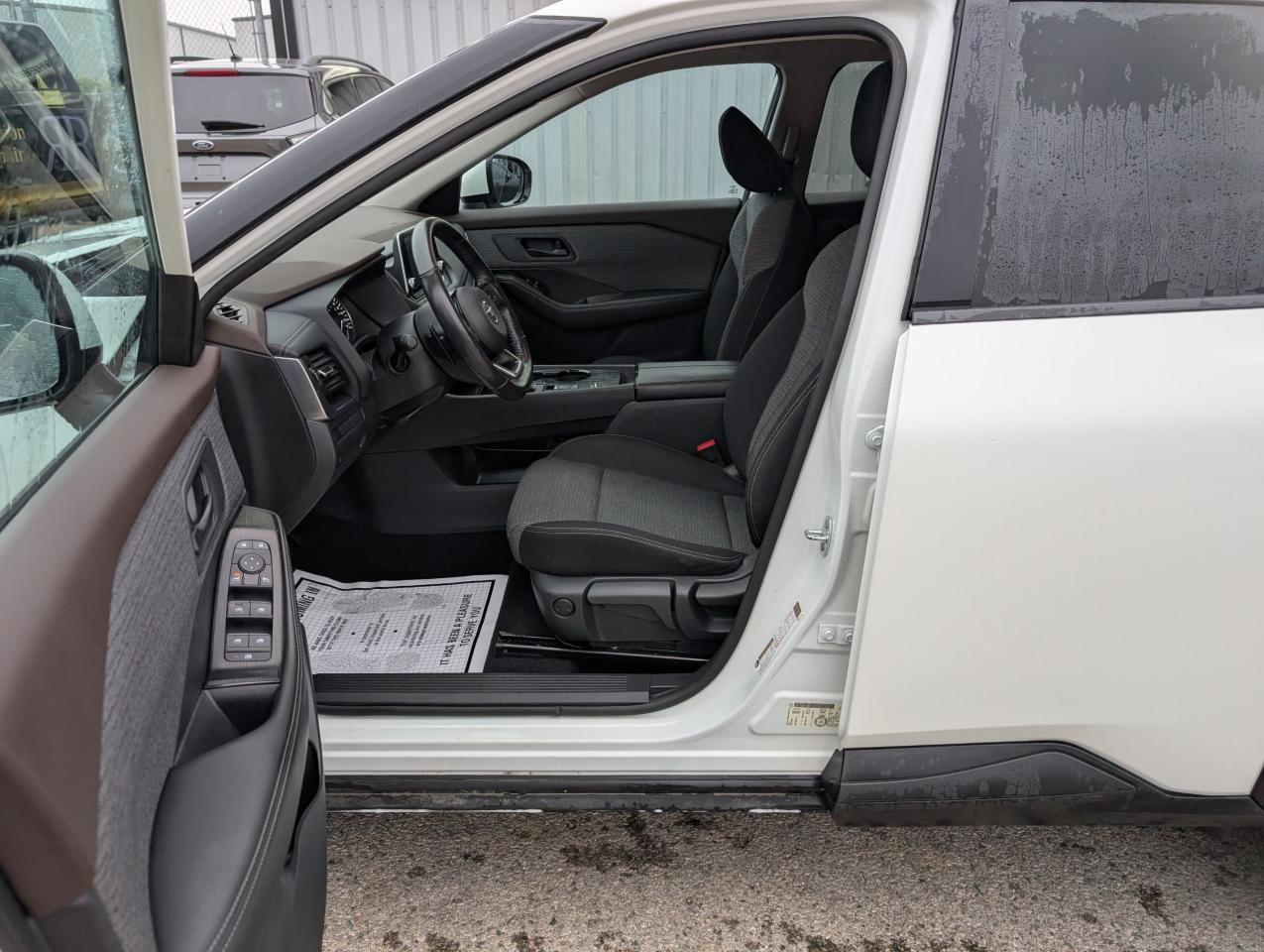 2021 Nissan Rogue S - Photo #12