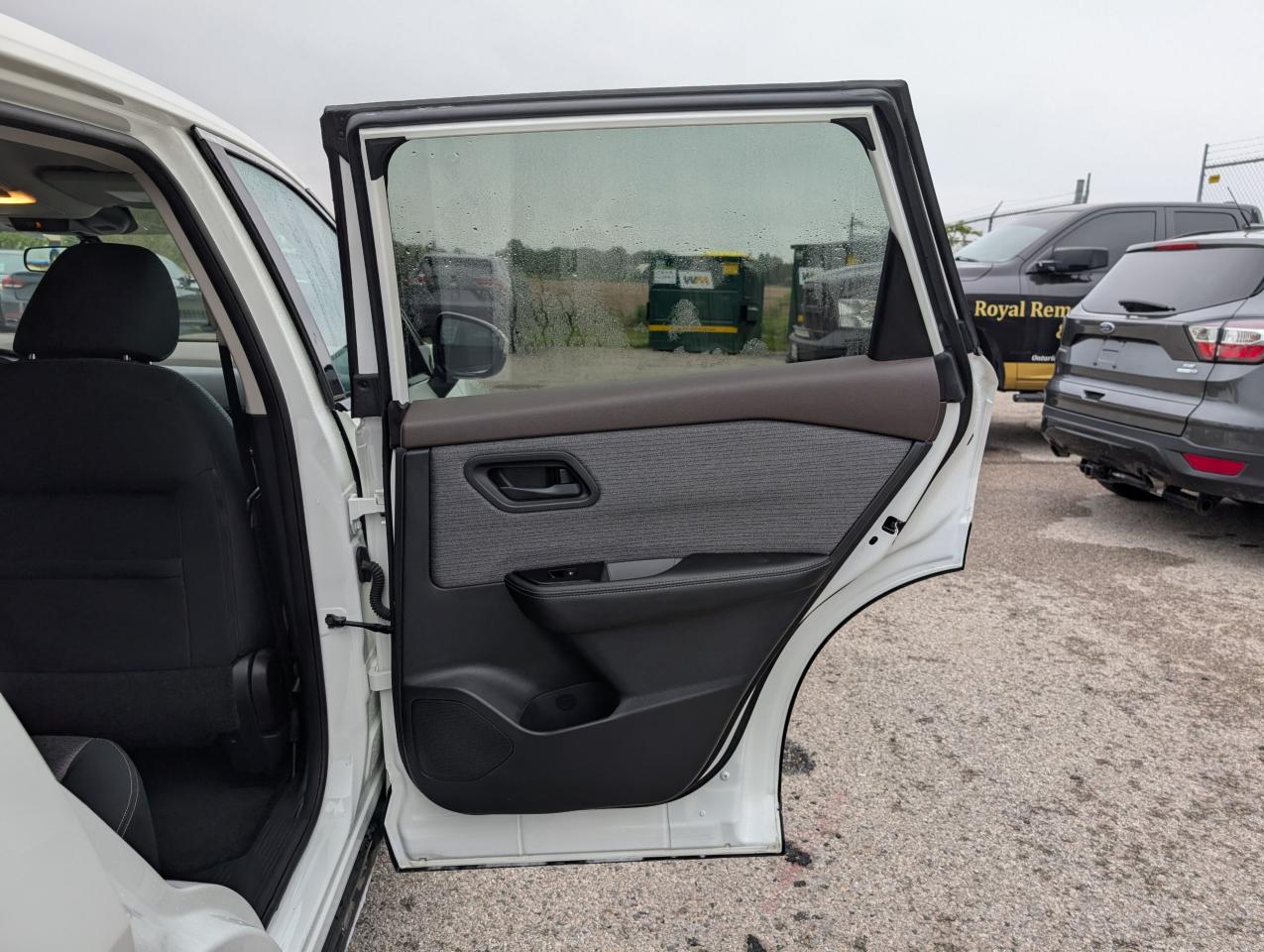 2021 Nissan Rogue S - Photo #21