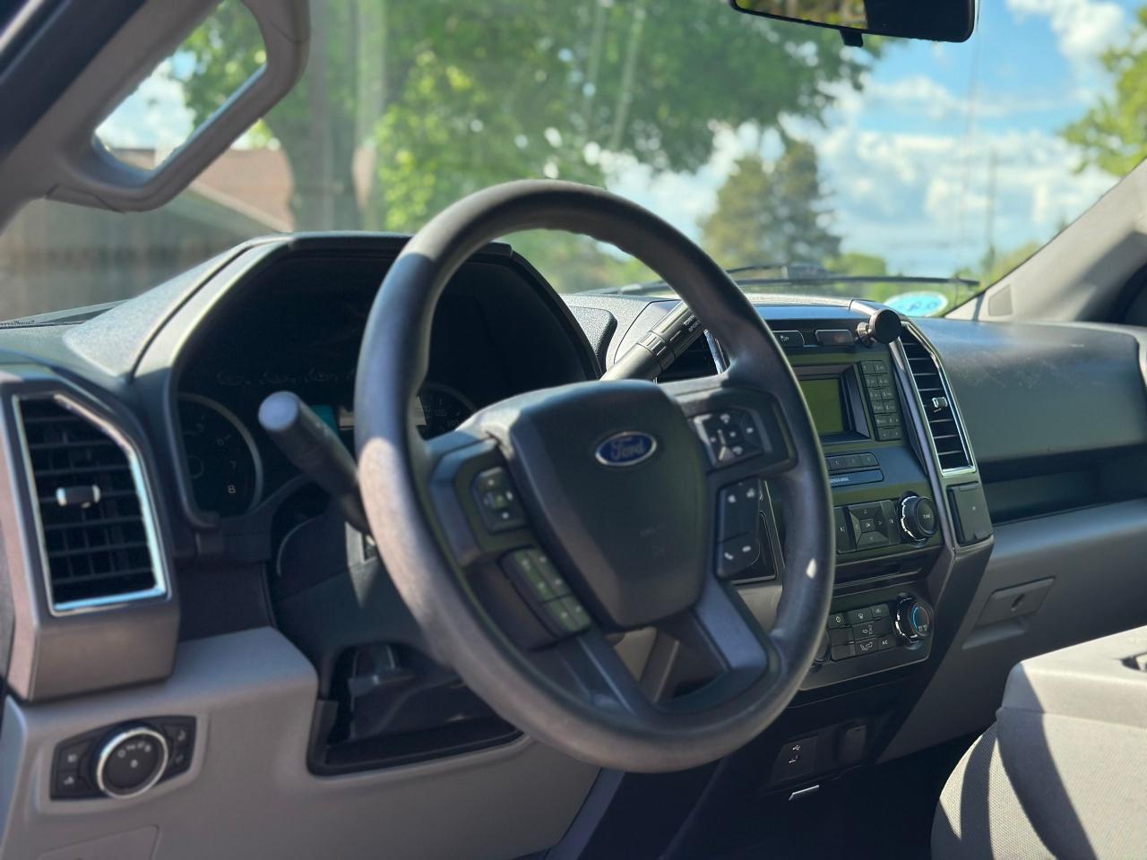 2016 Ford F-150 XLT - Photo #9