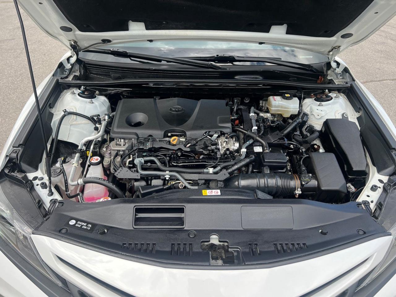 2022 Toyota Camry HYBRID SE - Photo #23