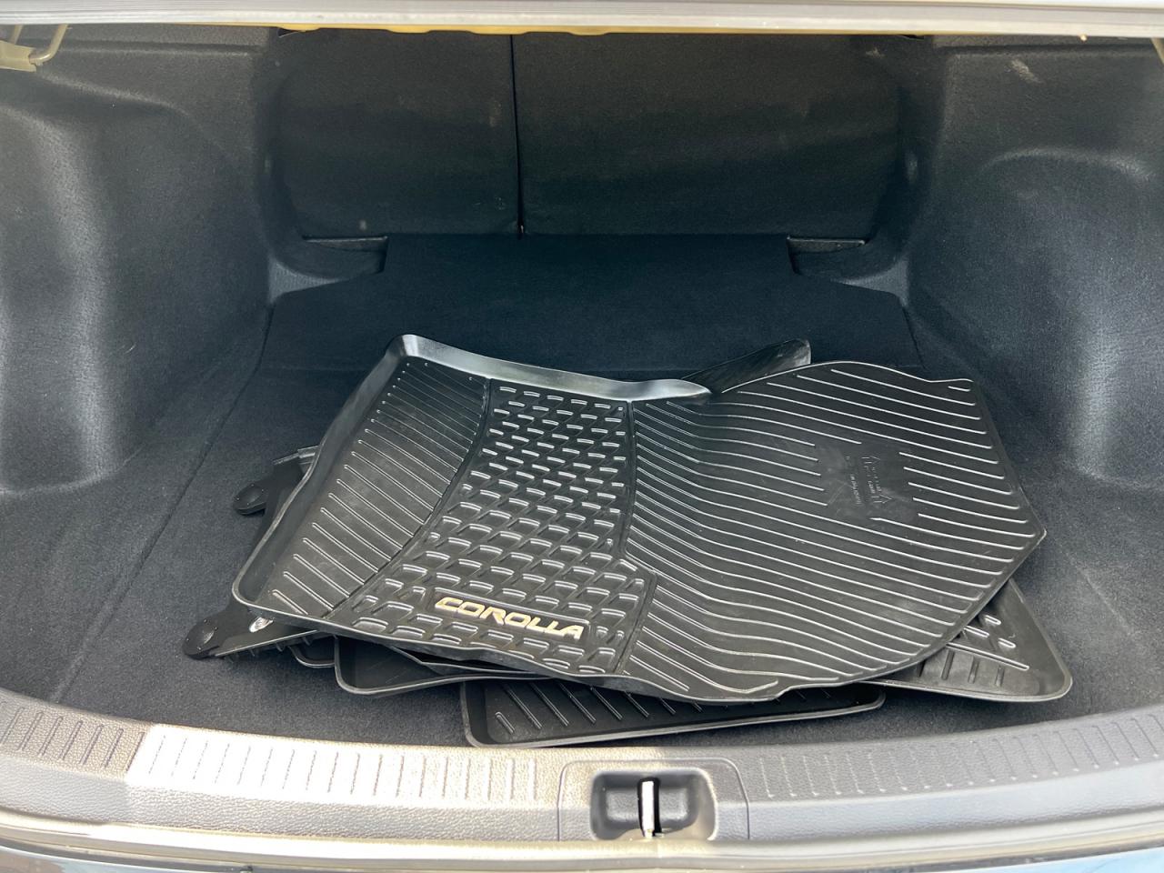 2020 Toyota Corolla SE Photo