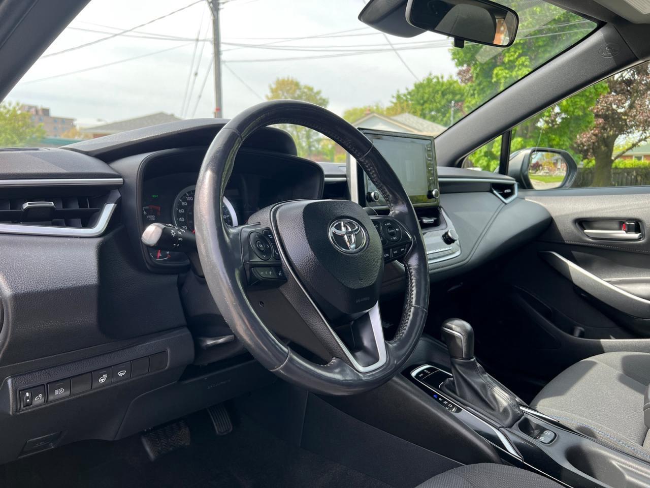 2020 Toyota Corolla SE CVT Photo