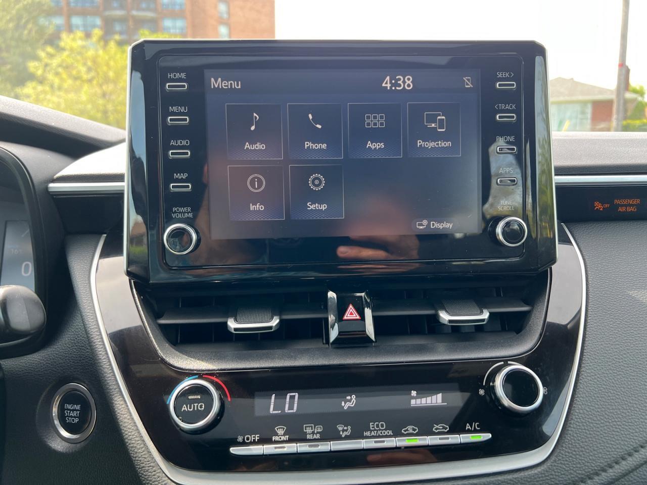 2020 Toyota Corolla SE CVT Photo