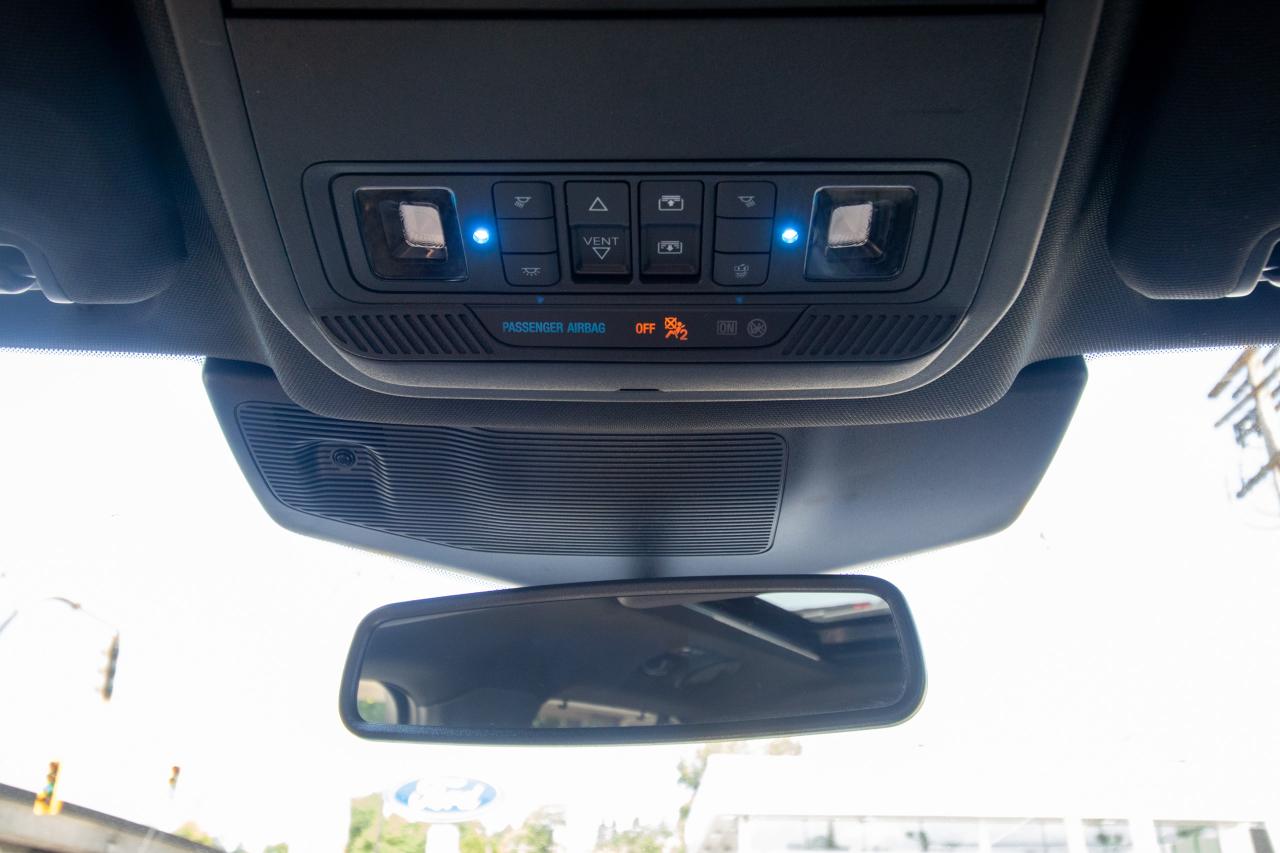 2022 Ford Explorer ST 4WD Photo5
