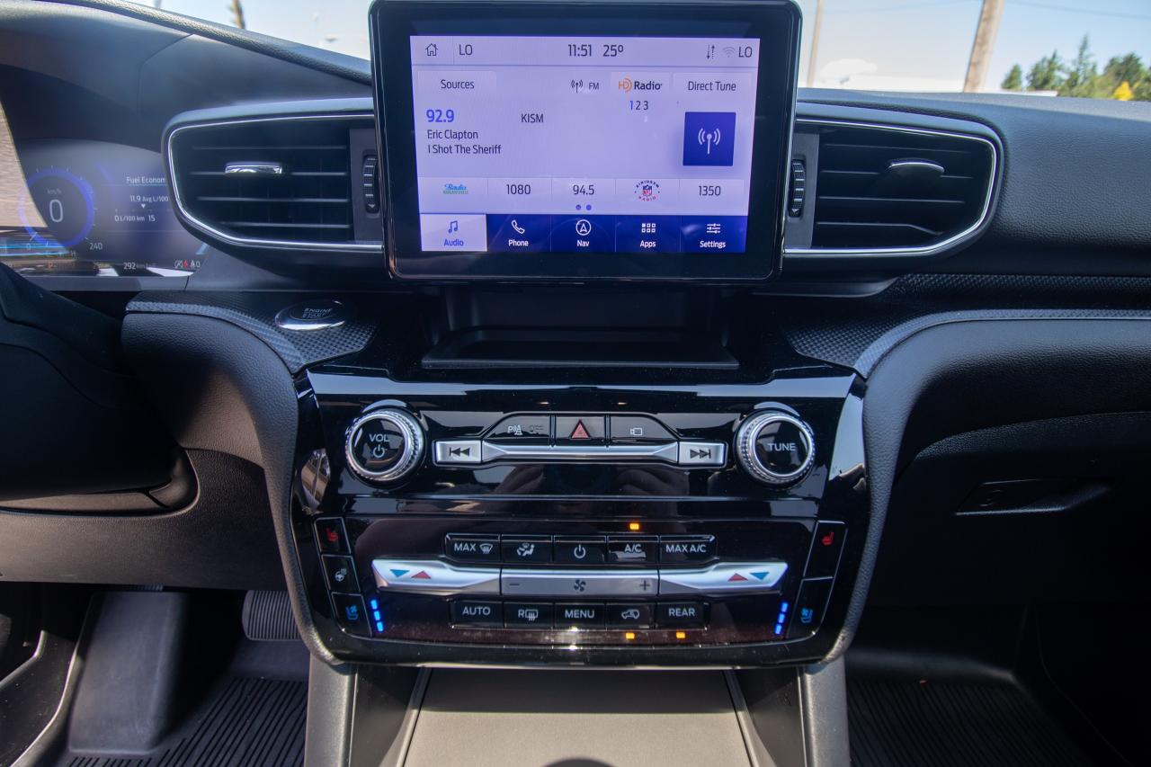 2022 Ford Explorer ST 4WD Photo5