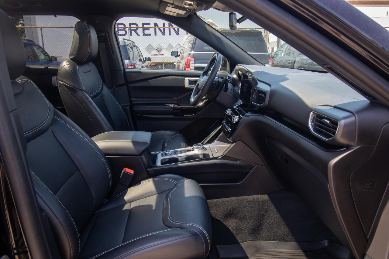 2022 Ford Explorer ST 4WD Photo5