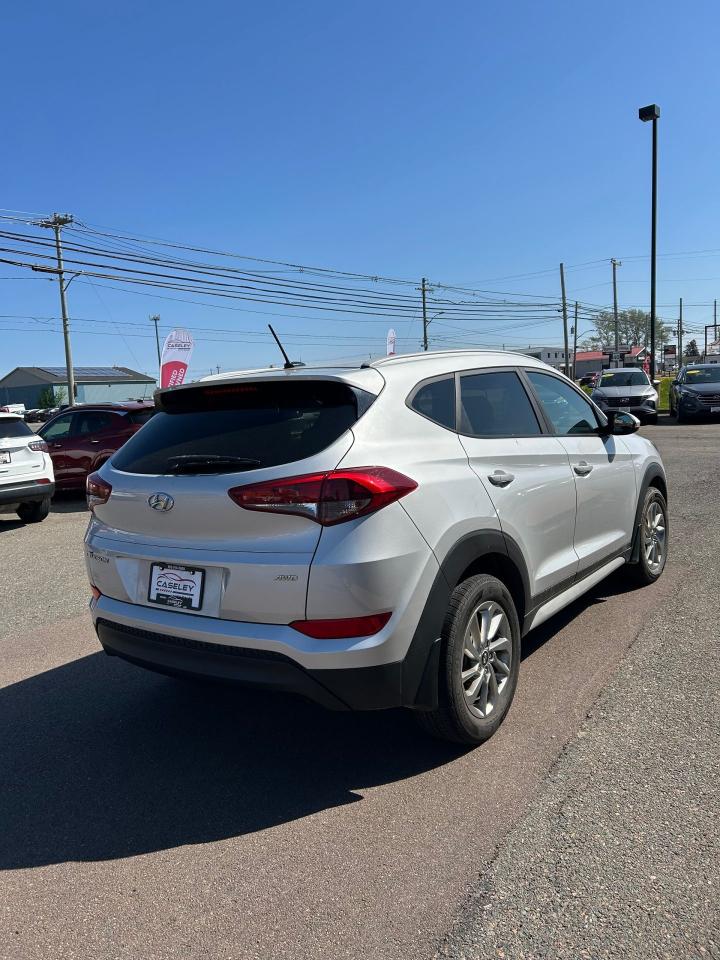 2017 Hyundai Tucson Premium - Photo #4