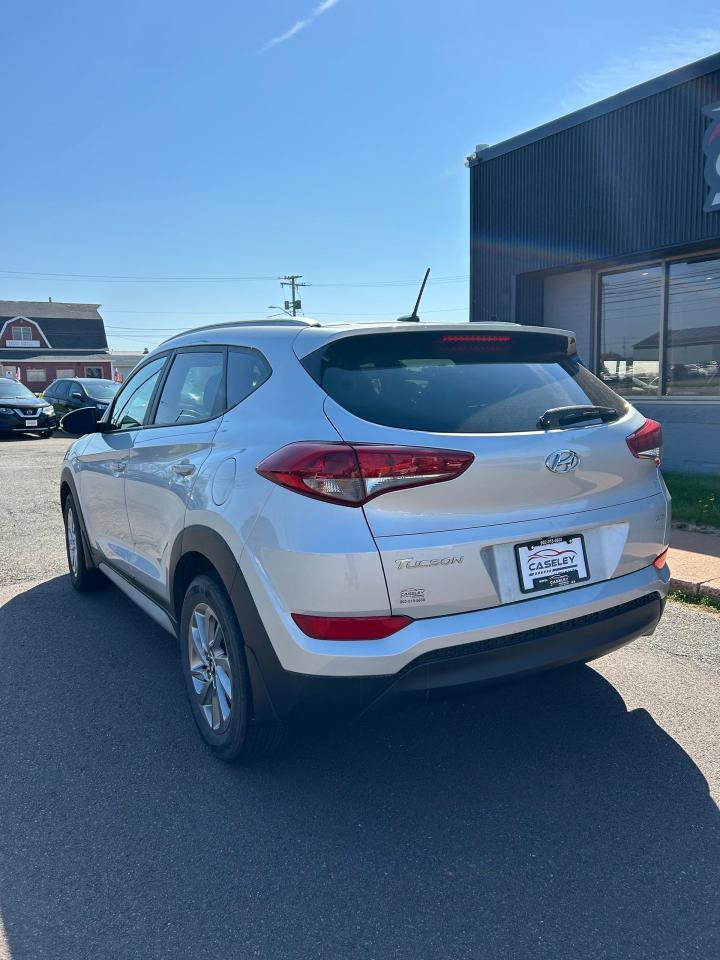 2017 Hyundai Tucson Premium - Photo #6