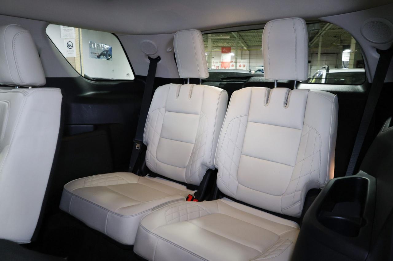 2017 Ford Explorer PLATINUM 4WD - 7PASSENGER|SUNROOF|NAVI|CAMERA - Photo #12