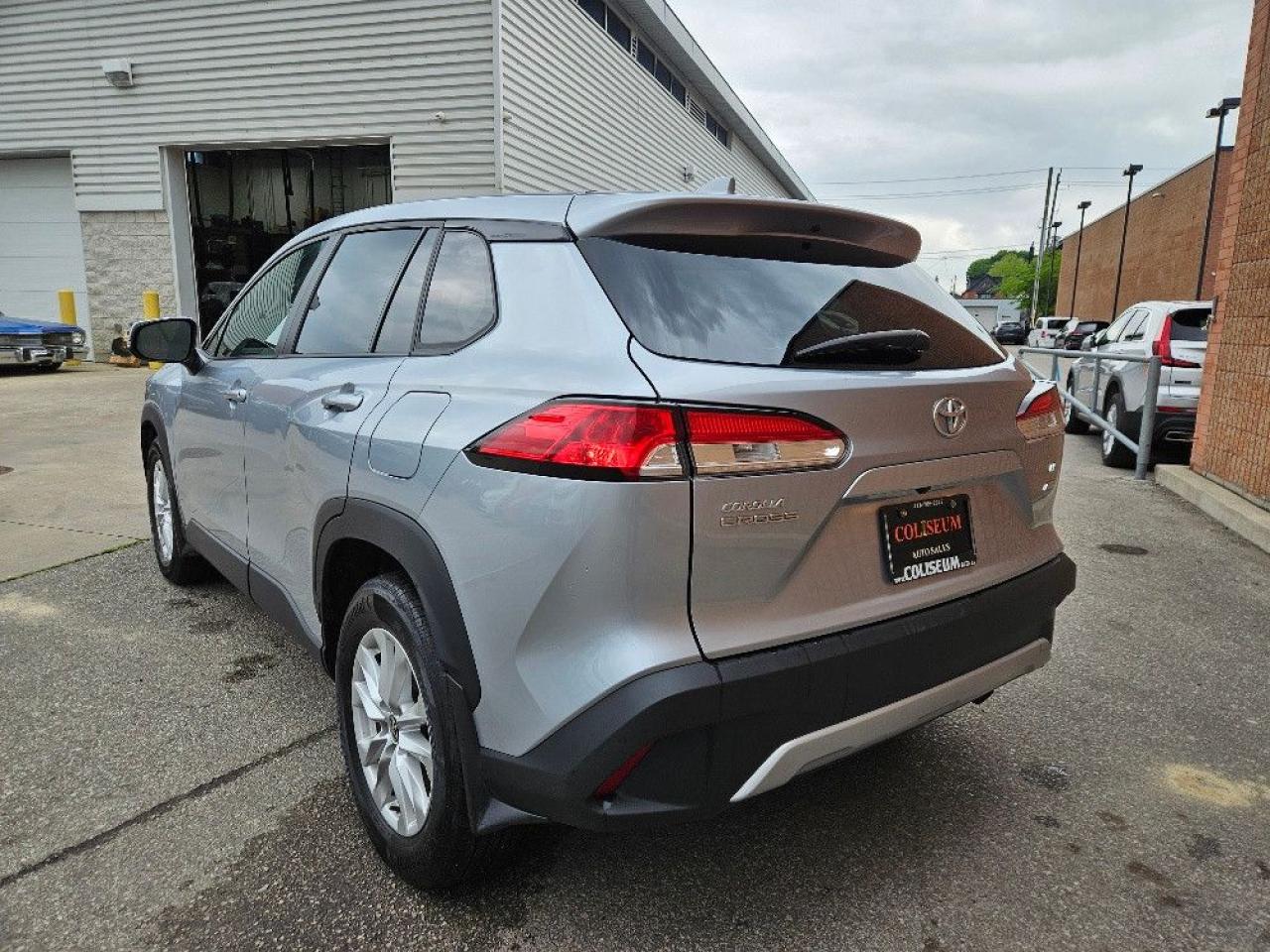 2023 Toyota Corolla Cross AWD-BLIND SPOT-ADAPTIVE CRUISE-LDW-CERTIFIED Photo2