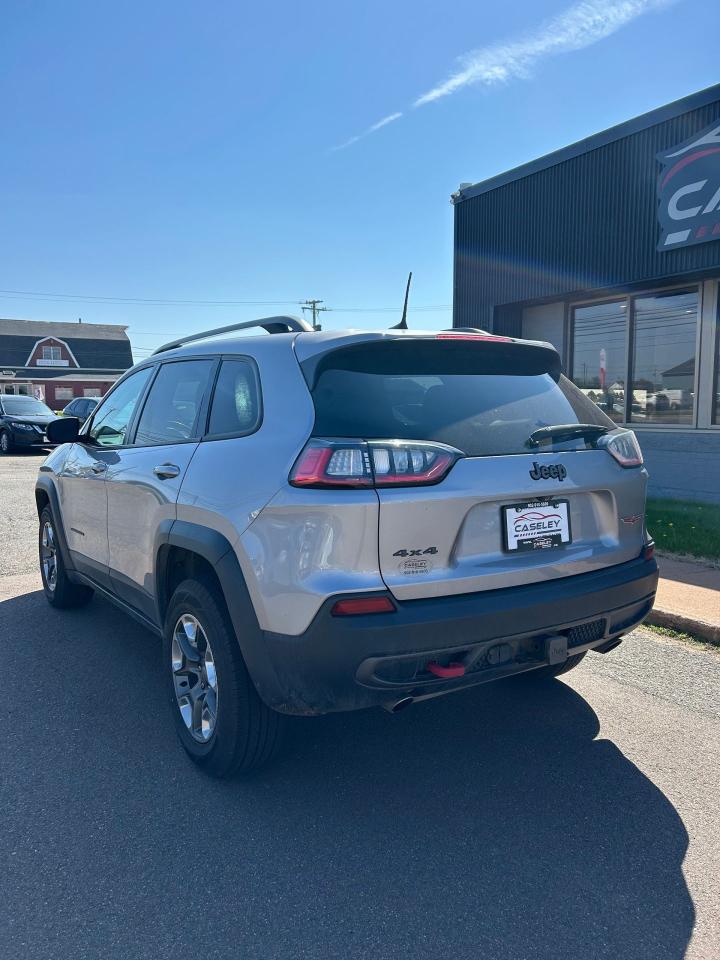 2019 Jeep Cherokee Trailhawk - Photo #6