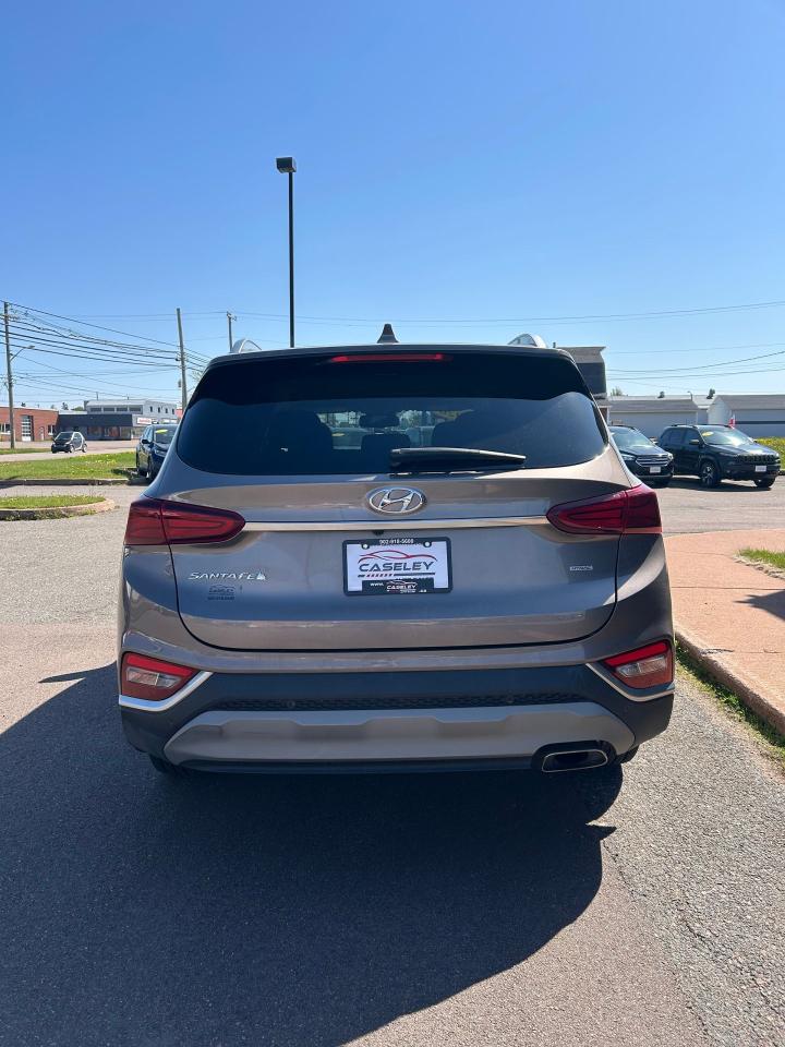 2020 Hyundai Santa Fe Preferred - Photo #5