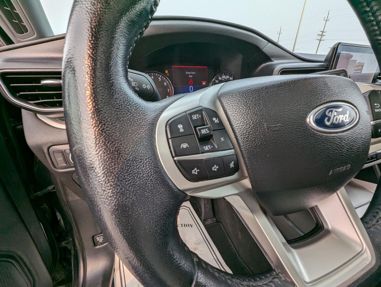 2022 Ford Explorer XLT | CarPlay | Adaptive Cruise | Htd Steering - Photo #14