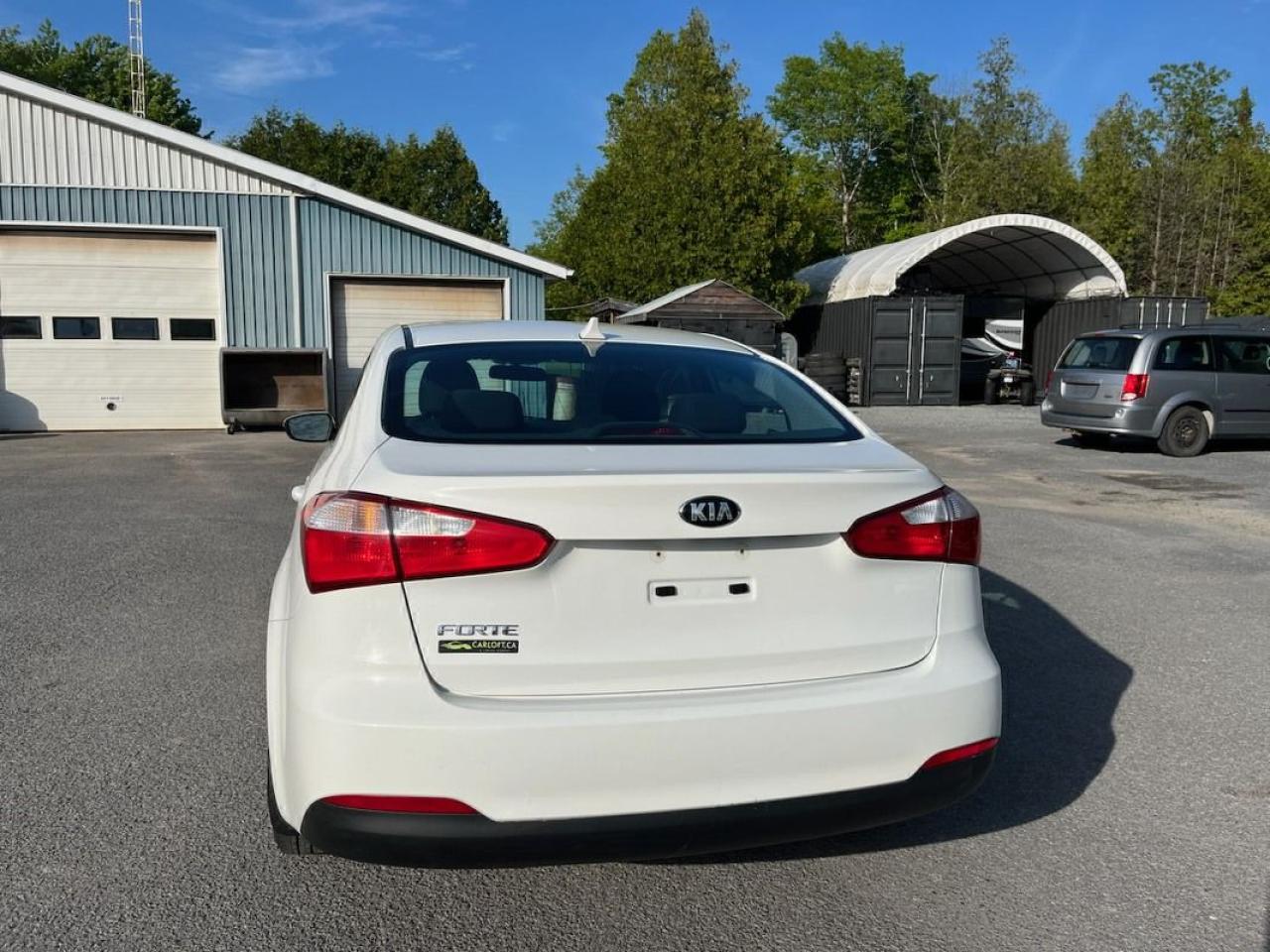 2015 Kia Forte LX - Photo #5